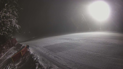 Prostřední část sjezdovky a snowpark