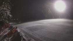Prostřední část sjezdovky a snowpark