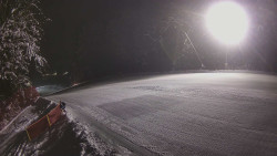 Prostřední část sjezdovky a snowpark