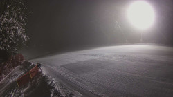 Prostřední část sjezdovky a snowpark