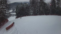 Prostřední část sjezdovky a snowpark