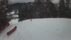 Prostřední část sjezdovky a snowpark