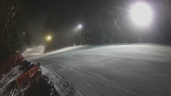 Prostřední část sjezdovky a snowpark