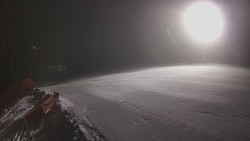Prostřední část sjezdovky a snowpark