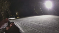 Prostřední část sjezdovky a snowpark