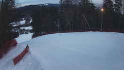 Prostřední část sjezdovky a snowpark