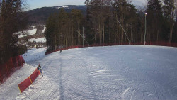 Prostřední část sjezdovky a snowpark