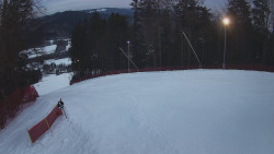 Prostřední část sjezdovky a snowpark