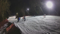 Prostřední část sjezdovky a snowpark