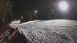 Prostřední část sjezdovky a snowpark