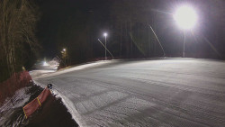Prostřední část sjezdovky a snowpark