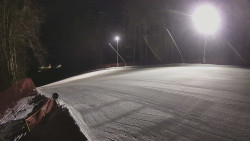 Prostřední část sjezdovky a snowpark