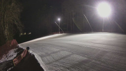 Prostřední část sjezdovky a snowpark