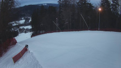 Prostřední část sjezdovky a snowpark