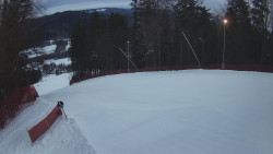 Prostřední část sjezdovky a snowpark