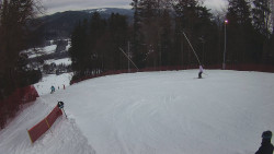 Prostřední část sjezdovky a snowpark