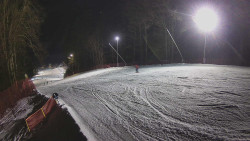 Prostřední část sjezdovky a snowpark
