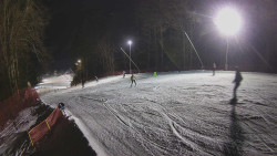 Prostřední část sjezdovky a snowpark