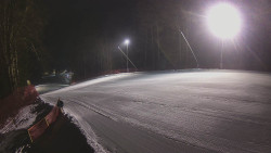 Prostřední část sjezdovky a snowpark