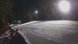 Prostřední část sjezdovky a snowpark
