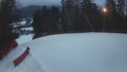 Prostřední část sjezdovky a snowpark