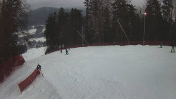 Prostřední část sjezdovky a snowpark