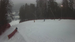 Prostřední část sjezdovky a snowpark