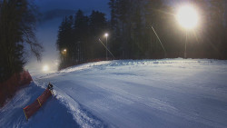 Prostřední část sjezdovky a snowpark