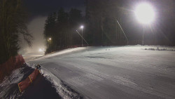 Prostřední část sjezdovky a snowpark