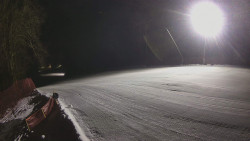 Prostřední část sjezdovky a snowpark