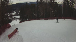 Prostřední část sjezdovky a snowpark