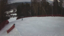 Prostřední část sjezdovky a snowpark