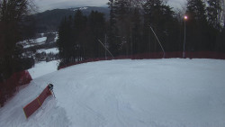 Prostřední část sjezdovky a snowpark