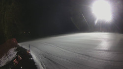 Prostřední část sjezdovky a snowpark