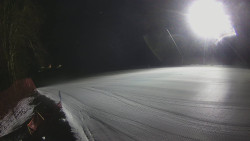 Prostřední část sjezdovky a snowpark