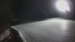 Prostřední část sjezdovky a snowpark