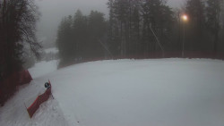 Prostřední část sjezdovky a snowpark