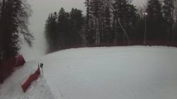 Prostřední část sjezdovky a snowpark