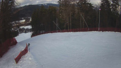 Prostřední část sjezdovky a snowpark