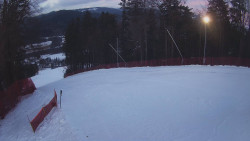 Prostřední část sjezdovky a snowpark