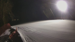 Prostřední část sjezdovky a snowpark