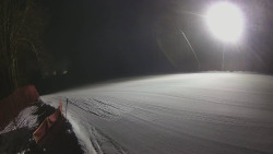 Prostřední část sjezdovky a snowpark