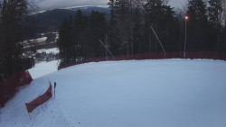 Prostřední část sjezdovky a snowpark