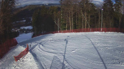 Prostřední část sjezdovky a snowpark