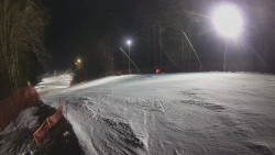 Prostřední část sjezdovky a snowpark