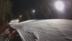 Prostřední část sjezdovky a snowpark