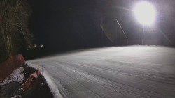 Prostřední část sjezdovky a snowpark