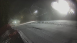 Prostřední část sjezdovky a snowpark