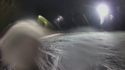 Prostřední část sjezdovky a snowpark