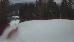 Prostřední část sjezdovky a snowpark